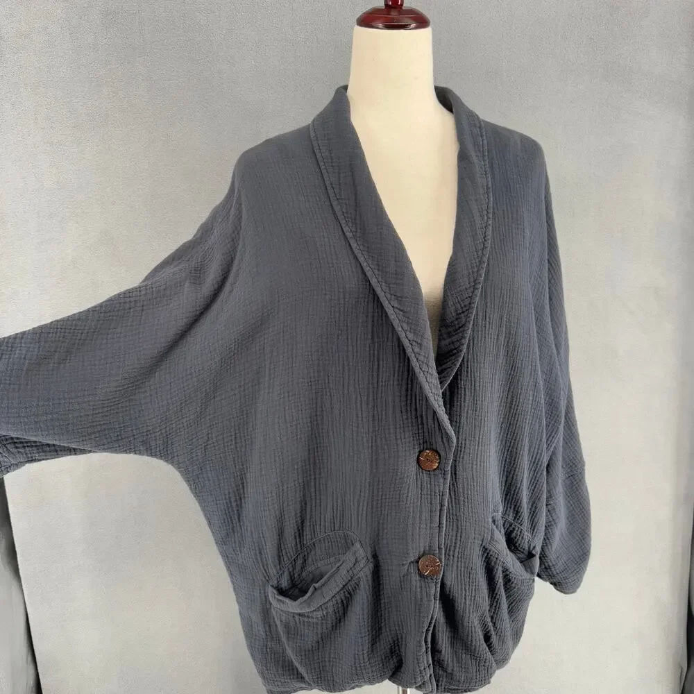 Free People Slouchy Button Front Dolman Cardigan Blazer Small‎ Crinkle Cotton